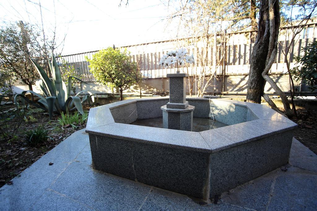 Apartment Gardenia Kutaisi Eksteriør bilde
